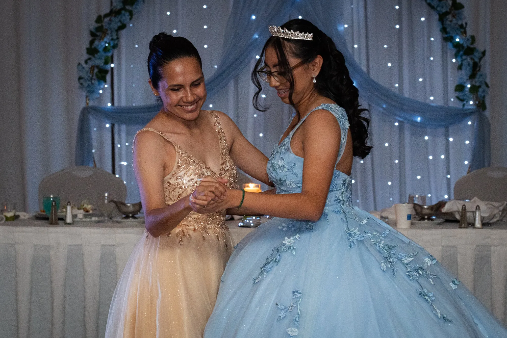 Alison's XV Quinceañera photo 17 by Dallas photographer Rony Lanza