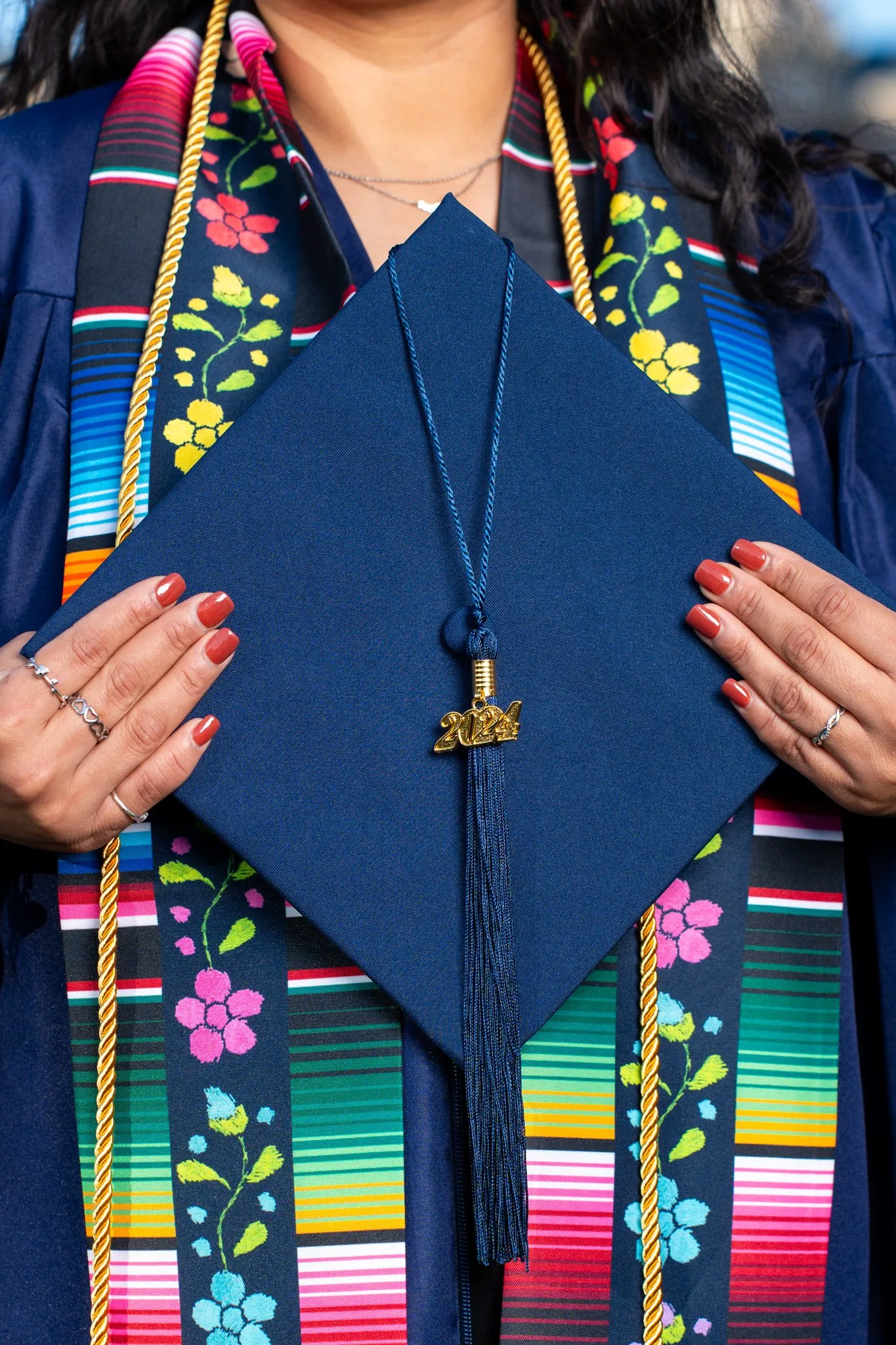 Graduación de Guiselle: foto de senior 3 por el fotógrafo de Dallas Rony Lanza