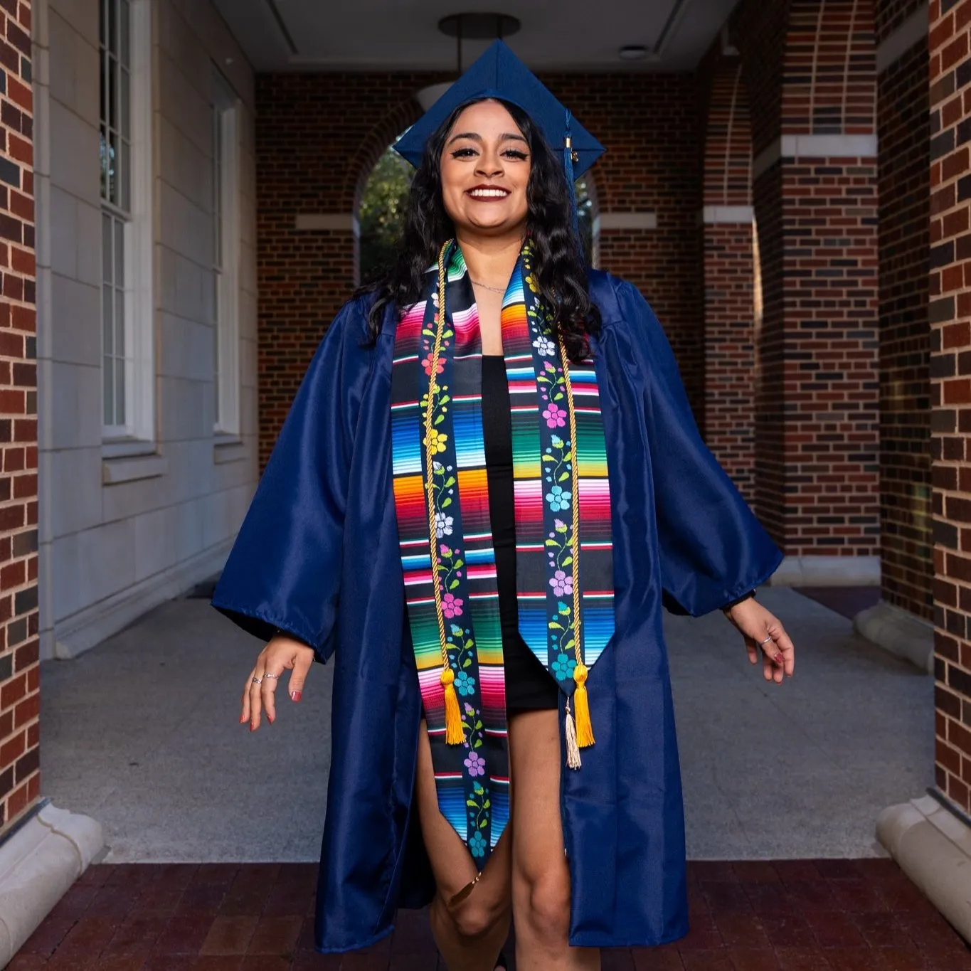 Graduación de Guiselle – fotografía de seniors y graduación en Dallas–Fort Worth por Rony Lanza