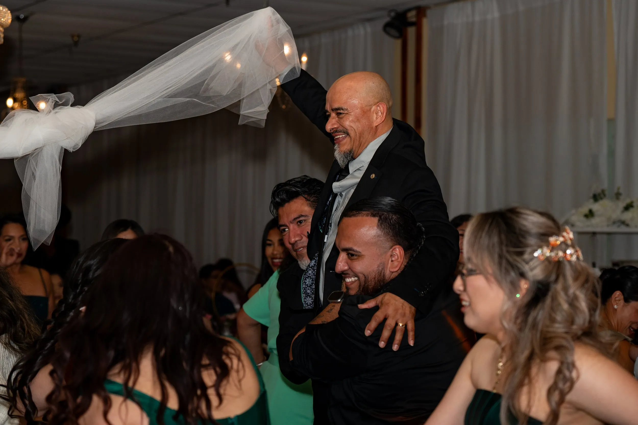 Boda de Jose y Griselda: foto de compromiso y boda 16 por el fotógrafo de Dallas Rony Lanza