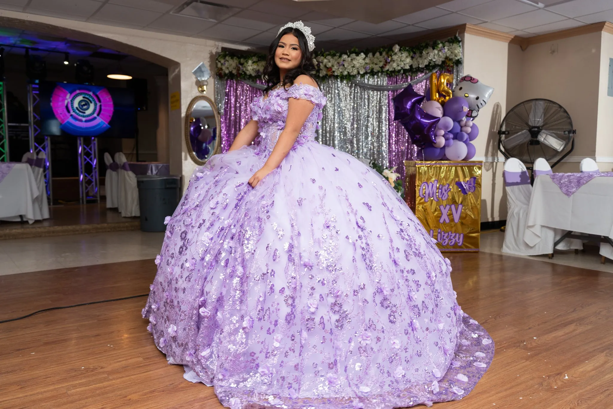 Lizzy's XV Quinceañera photo 13 by Dallas photographer Rony Lanza