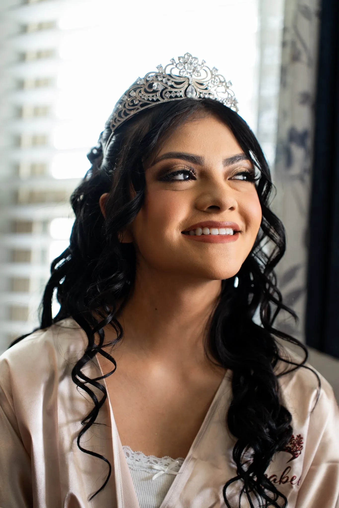 XV de Ysabella: foto de quinceañera 3 por el fotógrafo de Dallas Rony Lanza